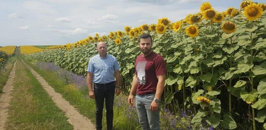 Dumitru Tanasa primar Belcesti si fiul sau Florin